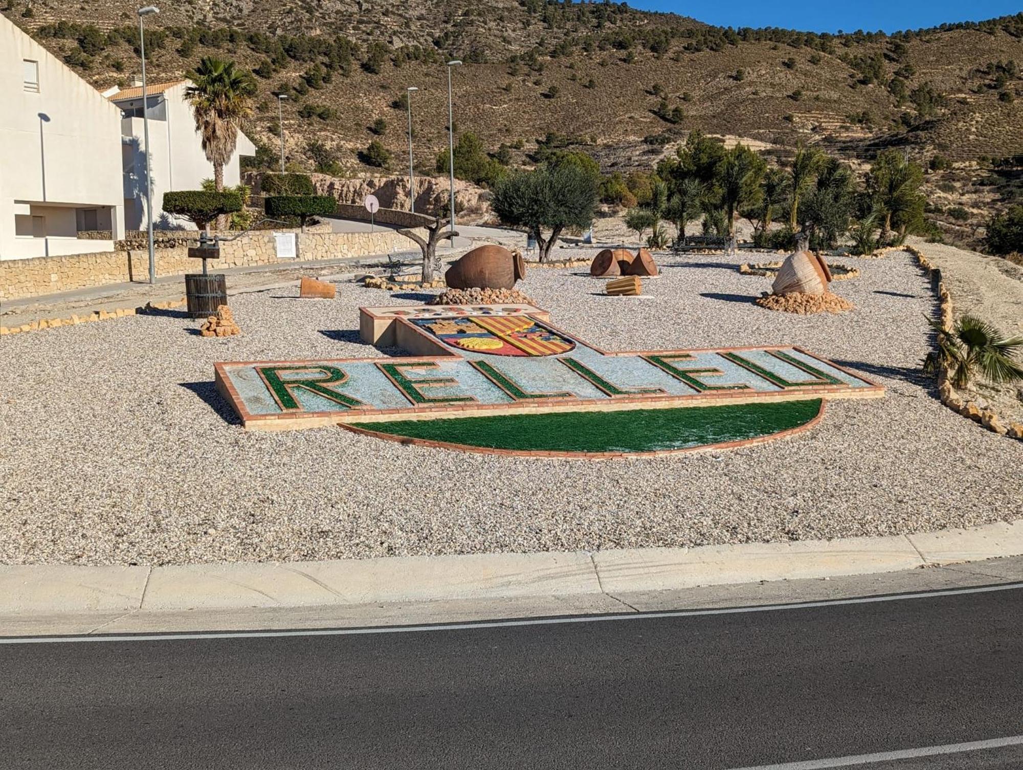 Apartmán Casa Plaza Relleu Exteriér fotografie