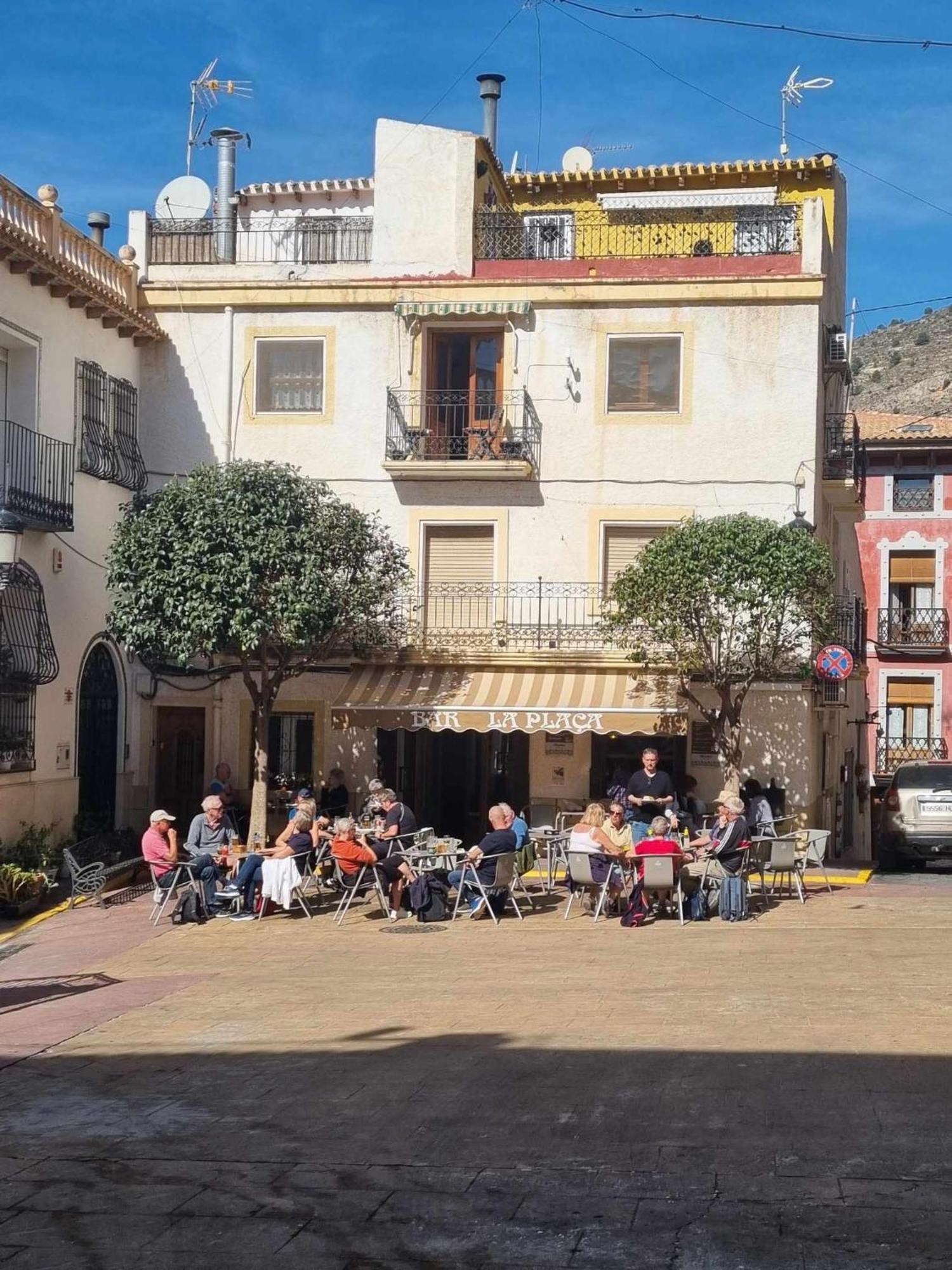 Apartmán Casa Plaza Relleu Exteriér fotografie